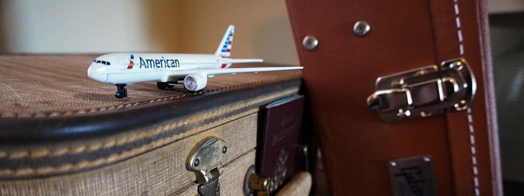 mini-american-airlines-plane-two